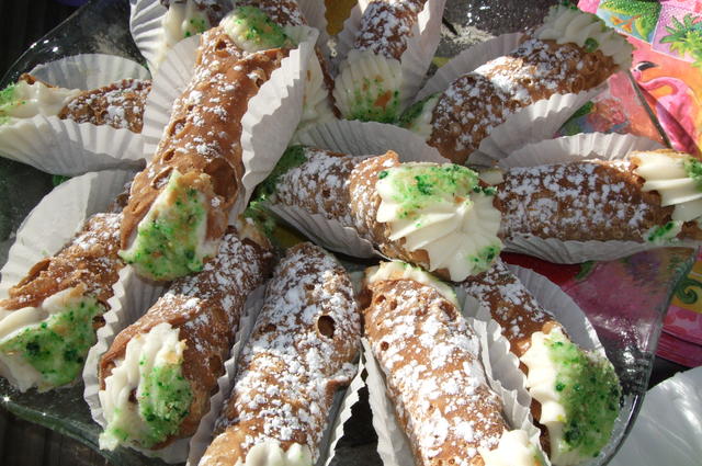 Canolli