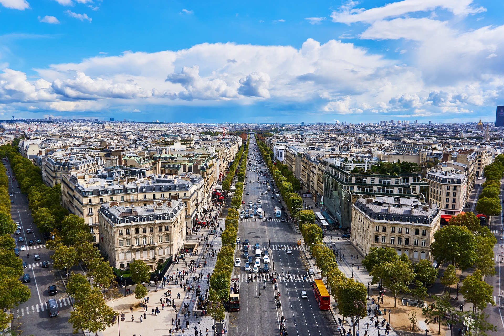 Les Champs Élysées