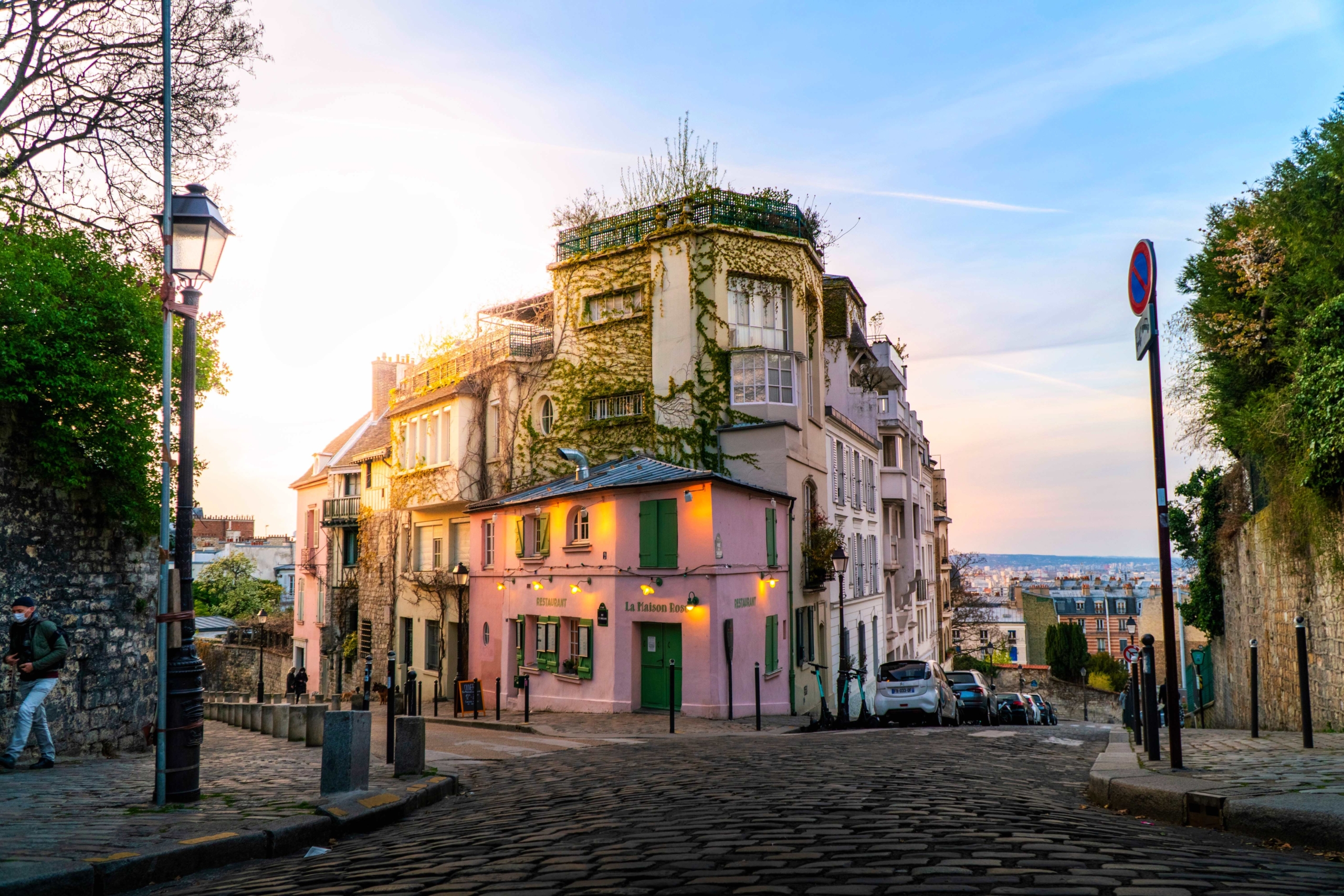 Montmartre street