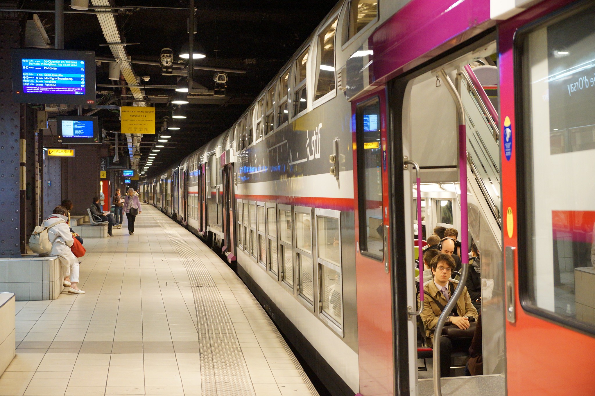 RER station