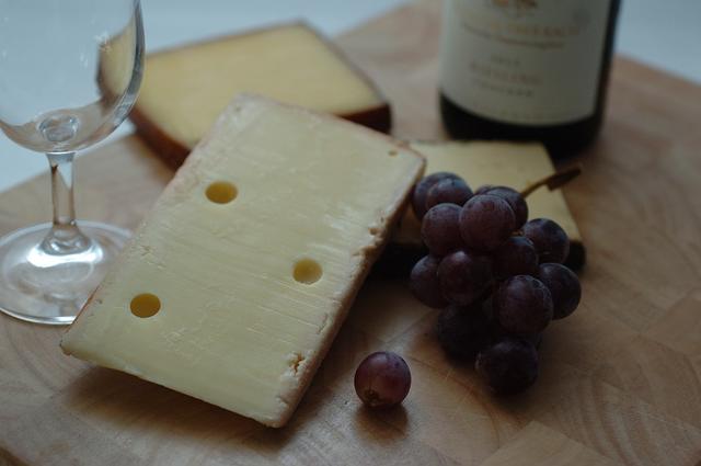 Dégustation de vins et de fromages 