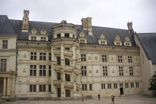 Le Château Royal de Blois Le Château Royal de Blois